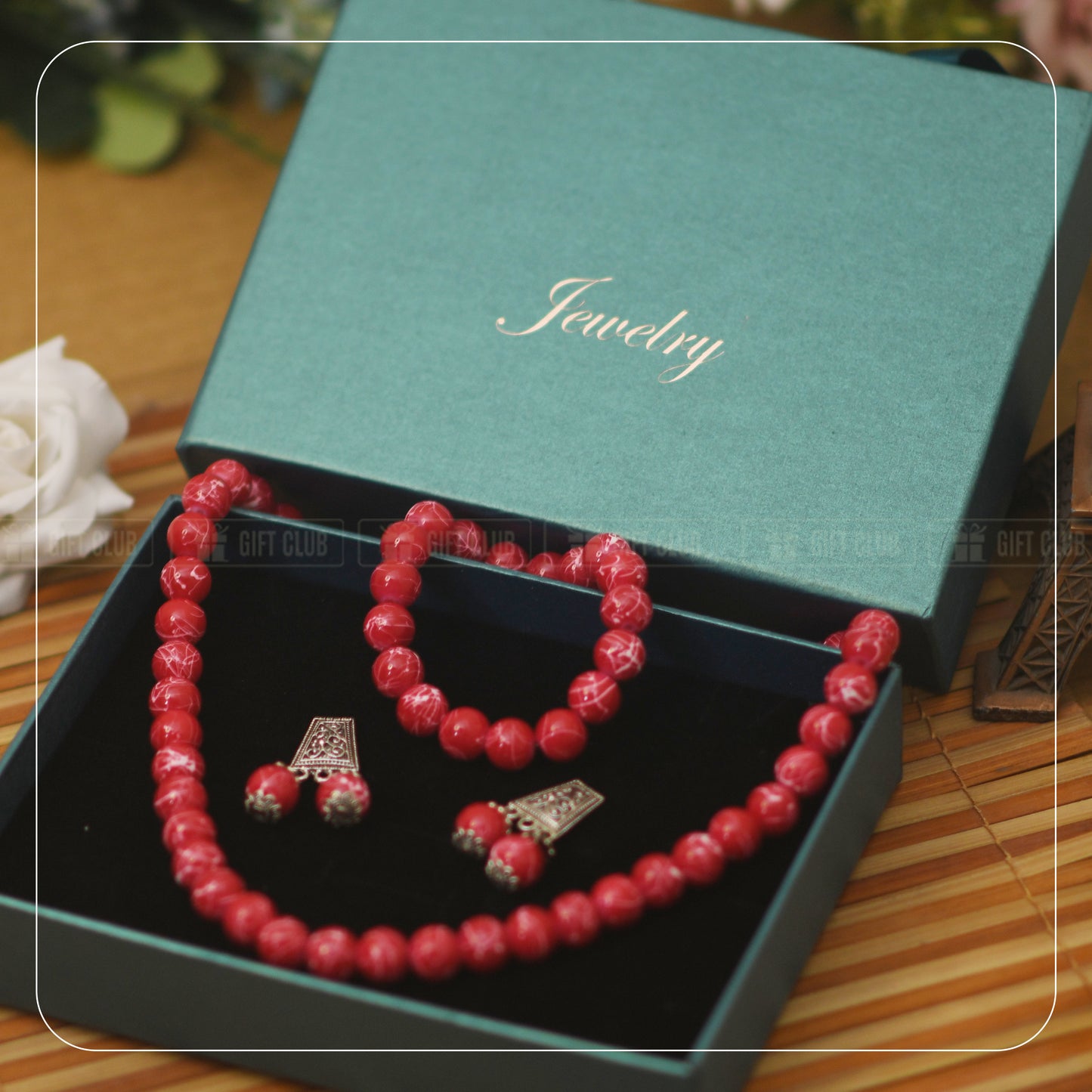 021 - Ornaments Set - Perfect Gift for any occasion