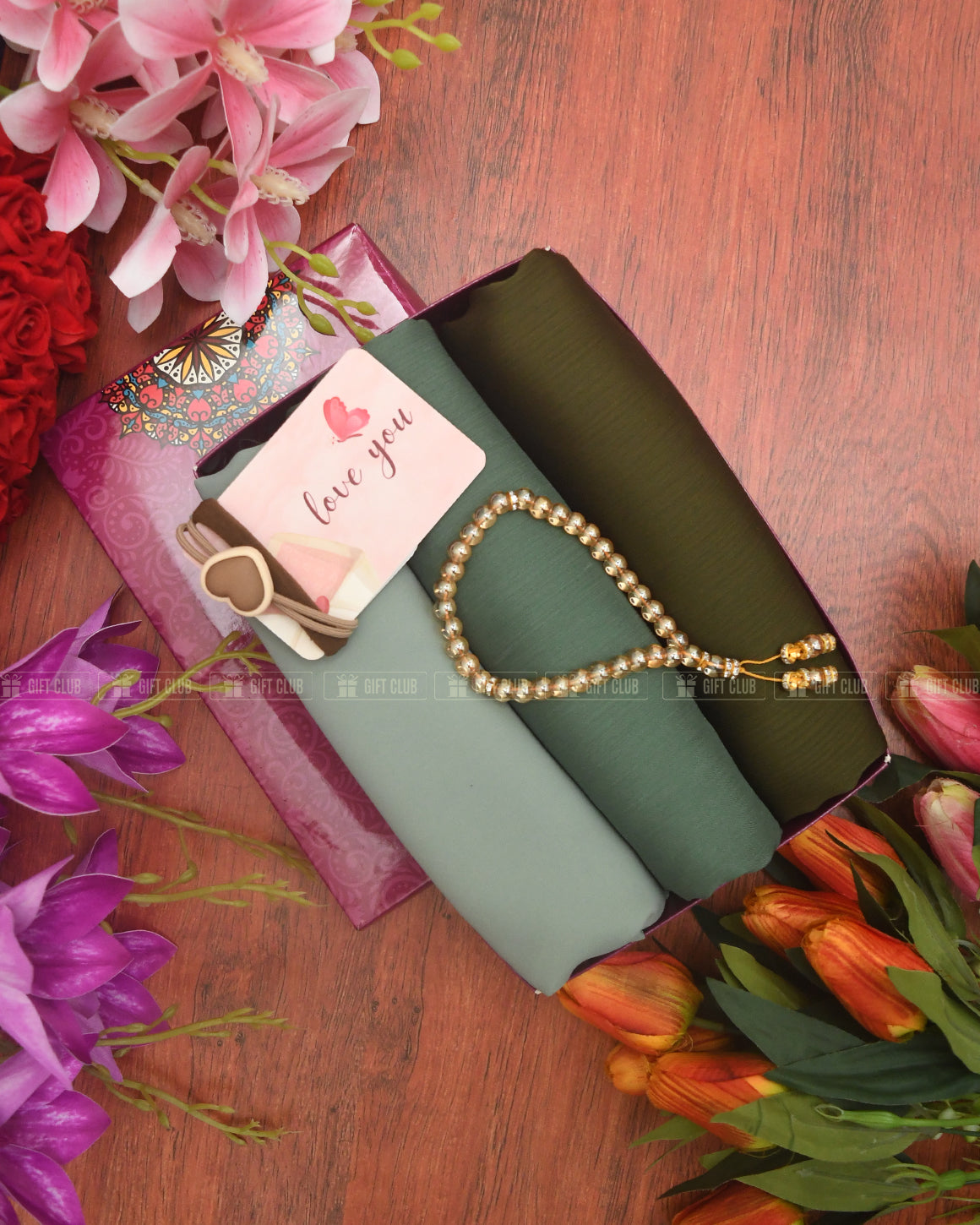 H74 - Hijab Box "Best Gift for your Queen"