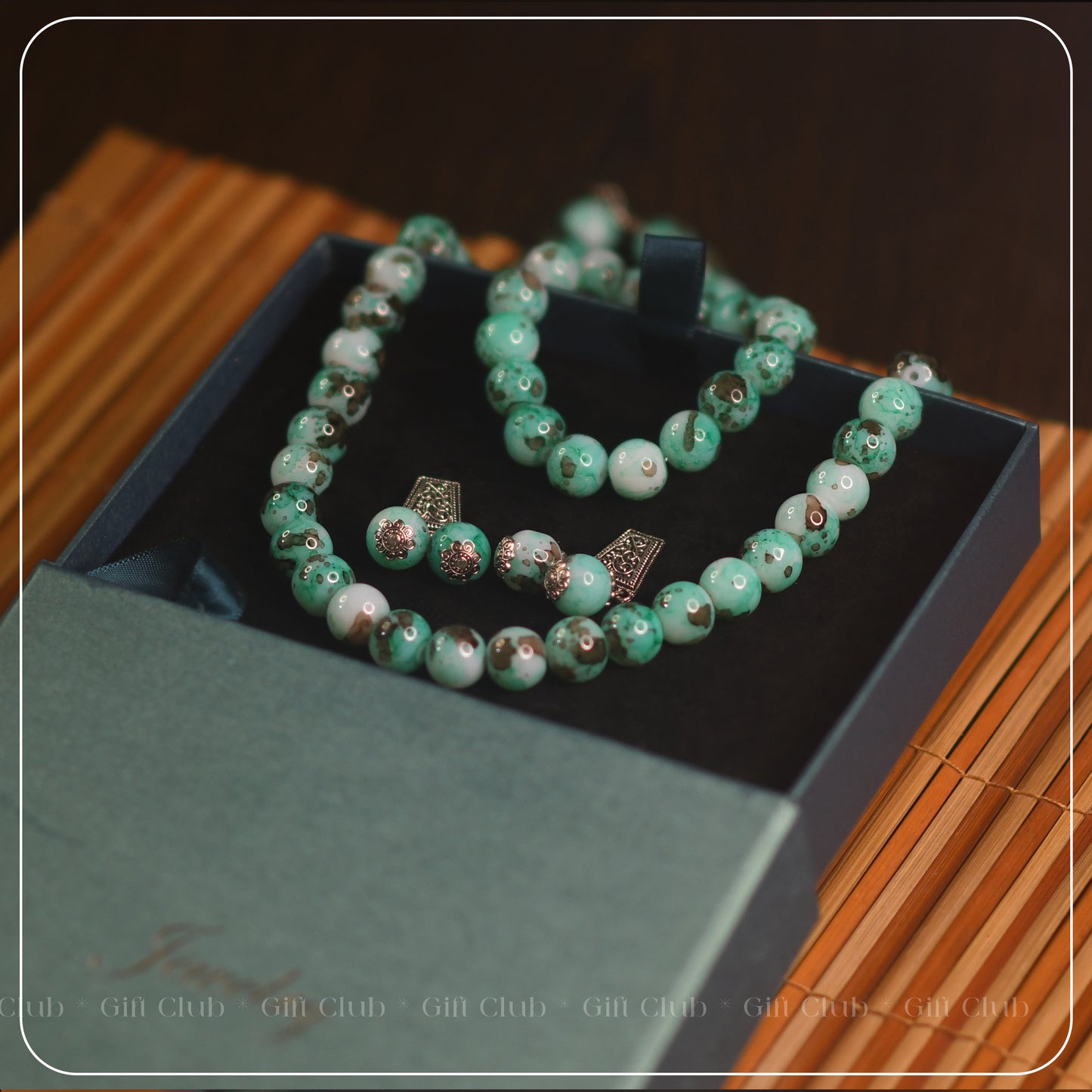 O15 - Ornaments Set - Perfect Gift for any occasion