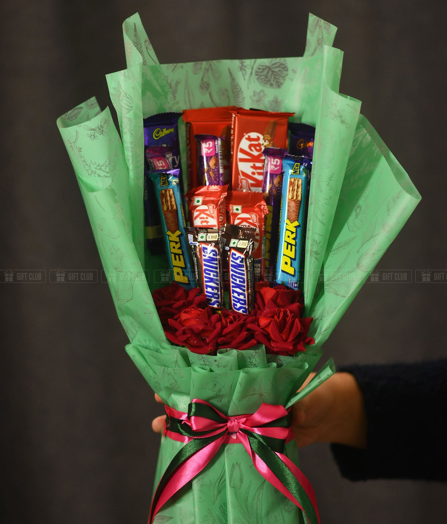 CB015 : "Green Garden of Sweets - Premium Mix Chocolate Bouquet 🌹"