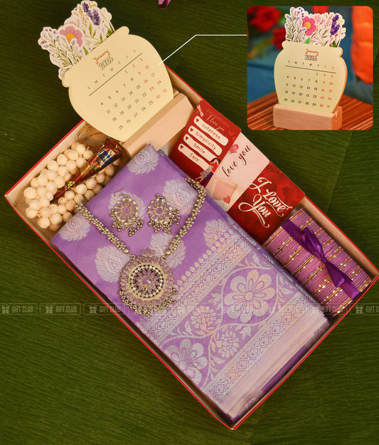 S97 - Sharee Package with floral calendar 2026 with a wooden base